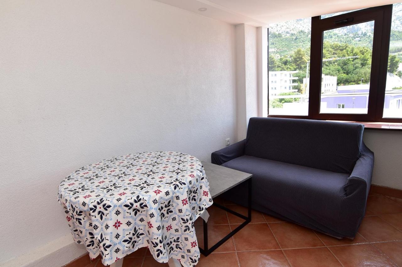 Apartments Dobrinic Makarska Esterno foto