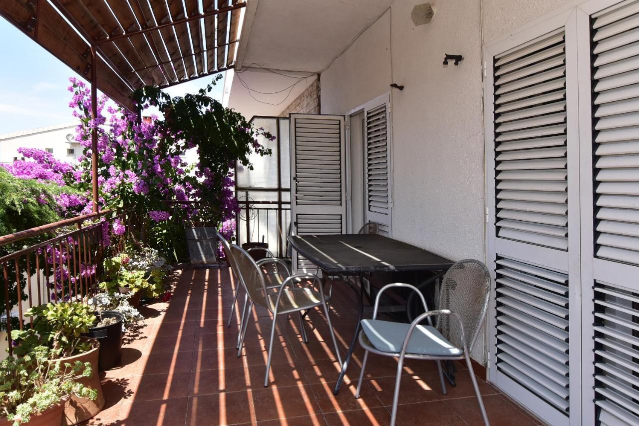Apartments Dobrinic Makarska Esterno foto